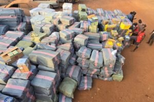 Burkina Faso : la Douane burkinabè enchaîne des frappes décisives contre les trafics illicites.