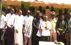 « Nemékou tour » : le trophée de la CAN acclamé par les Ziguinchorois