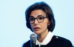 Rachida Dati décide de poursuivre le Nouvel Obs après des propos qui lui sont faussement attribués concernant une « conspiration gay ».