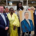 Luxembourg : un peintre sénégalais adopte une technique atypique pour immortaliser le Grand-Duc.