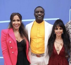 Akon et la polygamie : « Ma vie était plus simple avec plusieurs femmes »