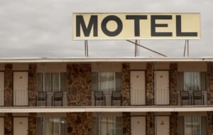 Guinée : zones d’ombre autour du décès d’un quinquagénaire dans un motel à Bellevue.