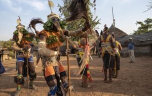 Le paradoxe du « décomplexé » (Par Adama Ndiaye)