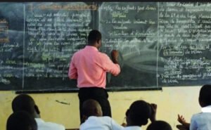 Examens scolaires 2025-2026 : le gouvernement dément de fausses dates du BFEM circulant sur les réseaux sociaux