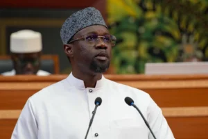Limogeage d’Ousmane Sonko : la colère s’intensifie, un DG démissionne