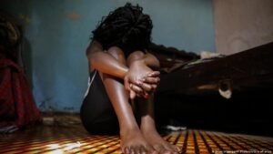 Guinaw-Rails : une adolescente séquestrée et violée par un coiffeur, le rapport médical accablant