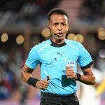 PSG–Aston Villa : « Il a été à la hauteur », L’Équipe salue l’arbitrage d’Omar Artan