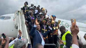 Cameroun : championnes d’Afrique 2026, les Lionnes indomptables accueillies en triomphe à Yaoundé