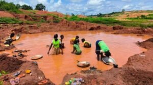 Centrafrique-Cameroun : après l’éboulement de Zamboï, l’opposition critique l’encadrement des mines d’or