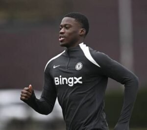 Mercato : courtisé par la Real Sociedad et Al-Hilal, Mamadou Sarr va-t-il quitter Chelsea ?