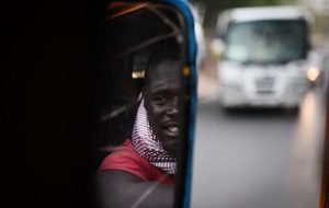 Chauffeurs de « Ndiaga Ndiaye » : plongée dans un quotidien marqué par la précarité et les difficultés