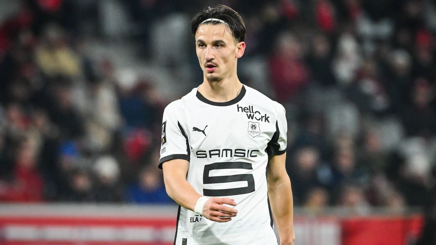 « Facho », « raciste » : le footballeur Estéban Lepaul au cœur d’une polémique après ses propos sur la France