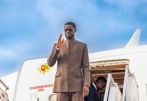 LA MATINALE DE SL-INFO : La visite du chef de l’Etat à Washington et l’intronisation du nouveau coach des Lions au menu