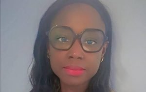 « On accueille toujours plus d’immigrés » : une Française d’origine sénégalaise fait part de son indignation