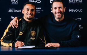Iliman Ndiaye : le Sénégalais signe finalement à Manchester City