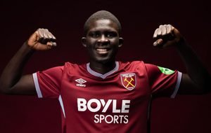 West Ham : un latéral gauche sénégalais se rapproche pour prendre la relève d’El Hadji Malick Diouf
