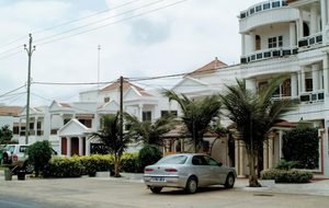 Mbour : après un prêt de 10 millions FCFA, un émigré espagnol risque de perdre une villa estimée à 100 millions